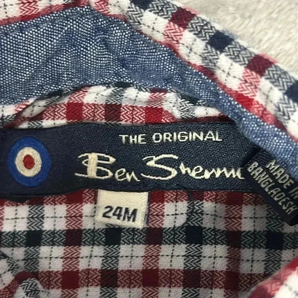 Ben Sherman - Long Sleeve Button Down Kids Shirt.  Size 24 months - Picture 3 of 4